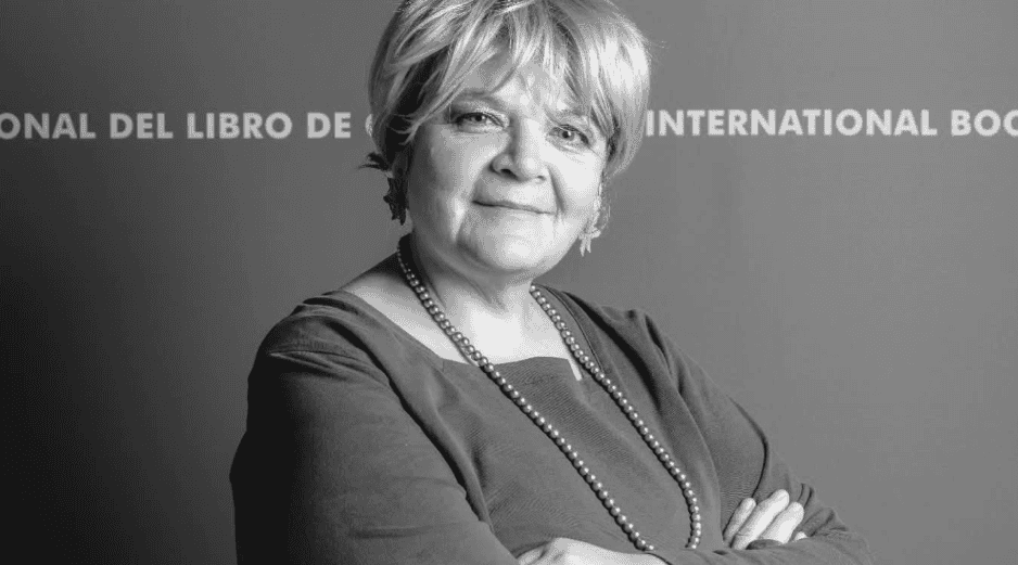 En 2011 dio un paso decisivo al fundar MaremotoM, un periódico digital concebido como un espacio propio para la entrevista profunda, la crítica cultural y la conversación con escritores, artistas e intelectuales. ESPECIAL/X/ @FILGuadalajara