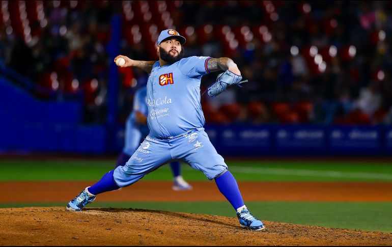 Luis Iván Rodríguez ganó el juego después de cinco entradas. Fue su juego 200 en la Liga Mexicana del Pacífico. CORTESÍA/Charros de Jalisco