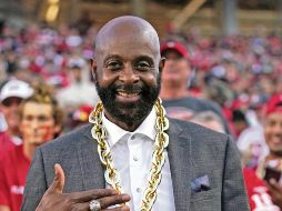 El exreceptor ayudó a los 49ers a ganar tres de los cinco Super Bowls con los que cuenta la franquicia. AFP