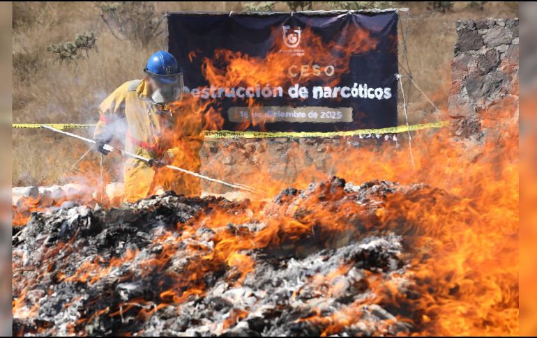 La droga destruida provino de investigaciones iniciadas en 1970 y de casos abiertos en 2025. X/@FiscaliaCDMX