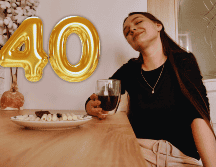 La doctora DePaulo llama a las personas a reivindicar su soltería como una forma legítima y valiosa de vida. ESPECIAL / CANVA