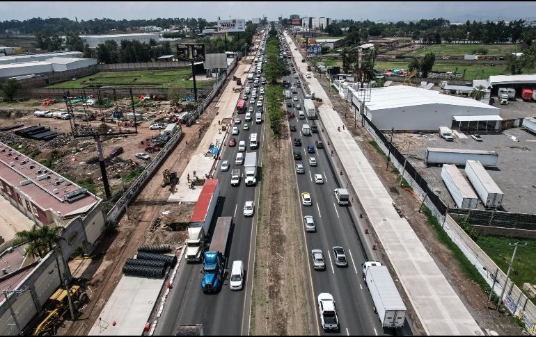 Las obras de Camino Real a Colima y de Carretera a Chapala reabrieron a la circulación en gran parte de los trayectos. EL INFORMADOR / ARCHIVO