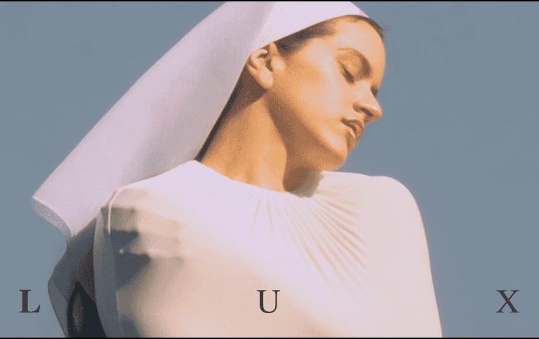 “LUX” de Rosalía, desafía cualquier convención, canta en 14 idiomas, mezcla recitaciones operísticas con canto coral y hay más música clásica que 'beats' electrónicos. EFE/ARCHIVO