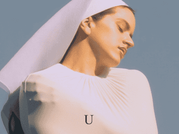 “LUX” de Rosalía, desafía cualquier convención, canta en 14 idiomas, mezcla recitaciones operísticas con canto coral y hay más música clásica que 