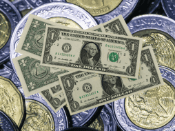 En el balance semanal, la divisa norteamericana acumula una leve baja de 0,02%. CANVA / PIXABAY