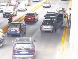 Los montachoques provocan choques menores para extorsionar a conductores. EL INFORMADOR/Archivo