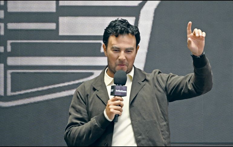 El mexicano vuelve al Gran Circo con el mismo número pero con un nuevo proyecto deportivo de la mano de Cadillac. AFP