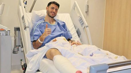 El futbolista mexicano señaló que ahora se enfocará en la recuperación para regresar a las canchas. ESPECIAL