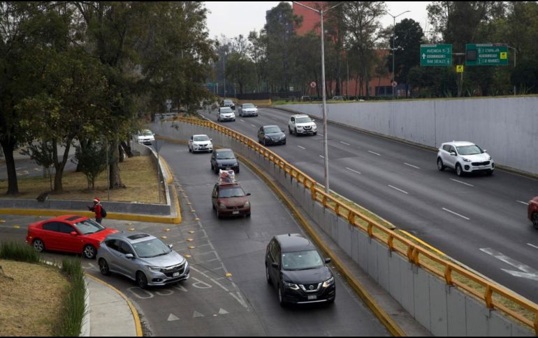 El programa Hoy No Circula se aplica de las 5:00 a las 22:00 horas. SUN/Archivo