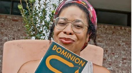 Addie E. Citchens fue incluida por Spotify entre los autores debut y emergentes más influyentes de 2025 gracias a su novela “Dominion”. ESPECIAL