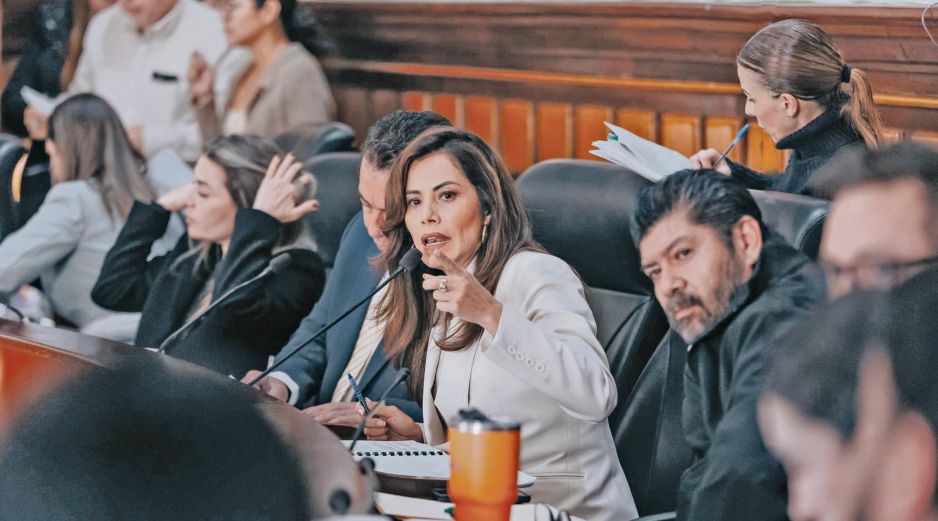 La alcaldesa tapatía también propuso donar un terreno para una prepa de la UdeG. ESPECIAL