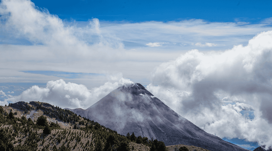 Recuerda que el acceso al parque del Nevado de Colima es de 08:00 a 19:00 horas de lunes a domingo, salvo por clima adverso u operativos. EL INFORMADOR/ARCHIVO