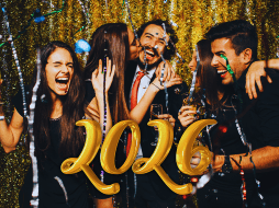 En última instancia, el bienestar no solo depende del simbolismo cultural de los colores, sino también de cómo cada persona se percibe y se siente consigo misma al iniciar un nuevo ciclo. ESPECIAL / CANVA