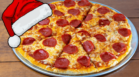 Little Caesars busca consentir a sus clientes con un toque extra de sabor durante la temporada navideña. CANVA