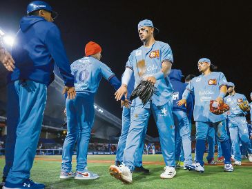 La actividad de los Charros de Jalisco aporta un ingrediente especial a estas fechas, al mantener vivo el interés por el beisbol invernal. CORTESÍA/Charros de Jalisco