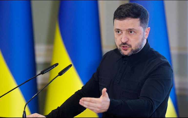 Zelenski reiteró que los emisarios de la Casa Blanca han trasladado ya el citado plan al enviado del Kremlin y manifestó la expectativa de que los próximos contactos entre Washington y Moscú se produzcan hoy. EFE/S. Dolzhenko