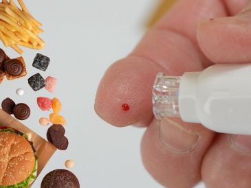 La alimentación es la mejor herramienta para lograr mantener buenos niveles de azúcar en la sangre. ESPECIAL / CANVA