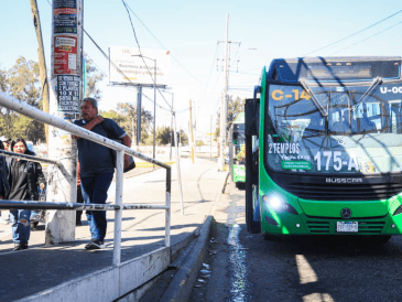 Contrario a los usuarios de transporte público, los chóferes aseguran que es necesario un ajuste a la tarifa y al sueldo. EL INFORMADOR/J. Acosta