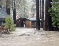 Las fuertes lluvias causaron inundaciones repentinas en el sur de California durante una de las peores tormentas navideñas en ese Estado de EU. X / @SBCOUNTYFIRE