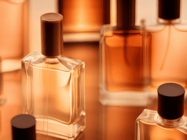 Elegir un perfume para Año Nuevo es una forma de manifestar cómo queremos sentirnos. CANVA