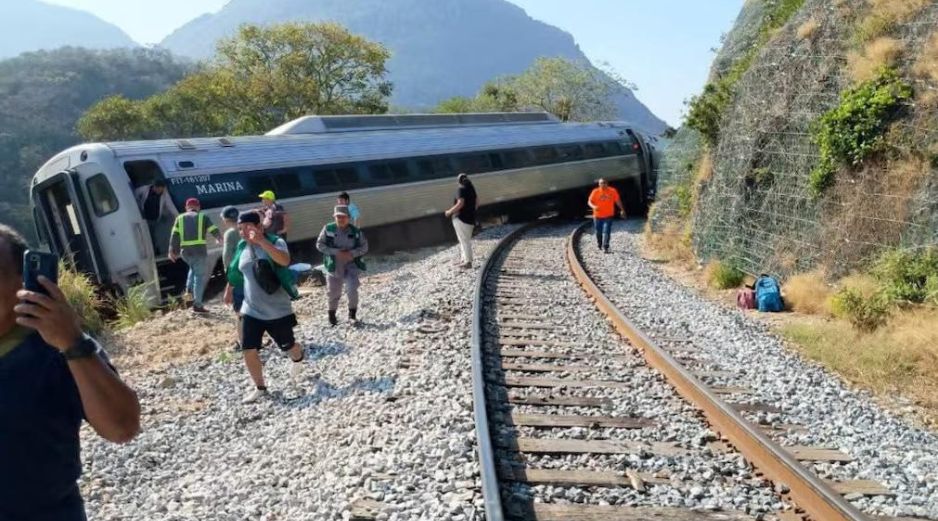 El descarrilamiento ocurrió entre las poblaciones de Chívela y Nizanda, en el kilómetro Z-230+290, con dirección al municipio de Matías Romero Avendaño, sobre la Línea Z. ESPECIAL / SUN