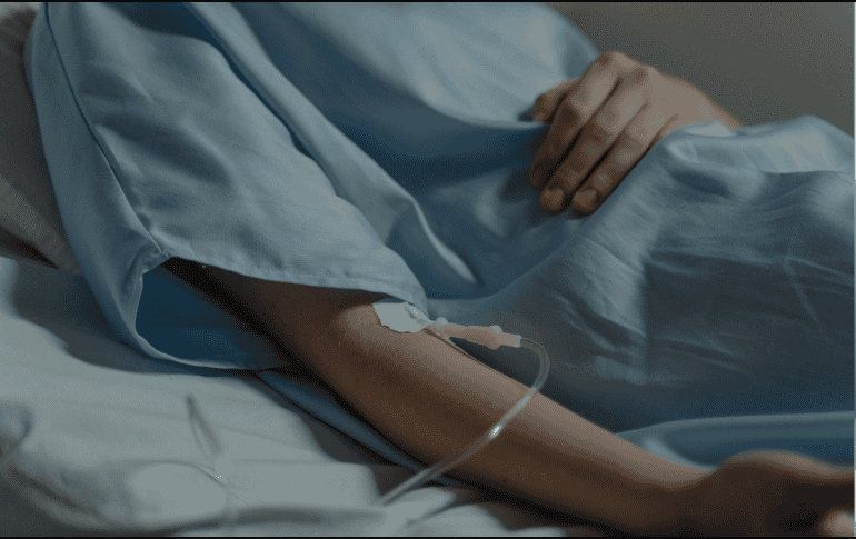 Este caso dejó en evidencia cómo los festejos decembrinos, caracterizados por abundantes platillos y bebidas, pueden provocar afectaciones gastrointestinales cuando no se moderan las cantidades. CANVA