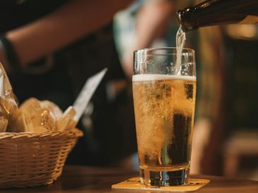 ¿Cuál es la mejor cerveza de México según la IA? UNSPLASH / G. VAN DER WALT