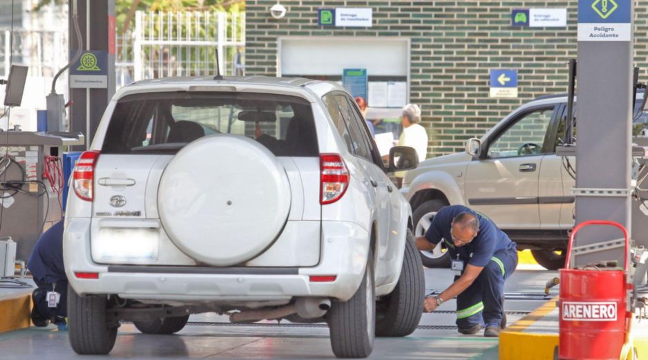 La verificación vehicular en Edomex podría tener en 2026 descuentos de hasta 70 %, siempre que los conductores cumplan con los requisitos. EL INFORMADOR/ARCHIVO