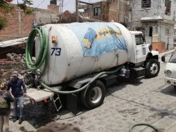 Para solicitar el servicio de pipas gratuitas se debe realizar a través de Siapatel. También se puede hacer por medio de las redes sociales del Siapa, donde se brindará atención y seguimiento a los reportes. ESPECIAL / Siapa