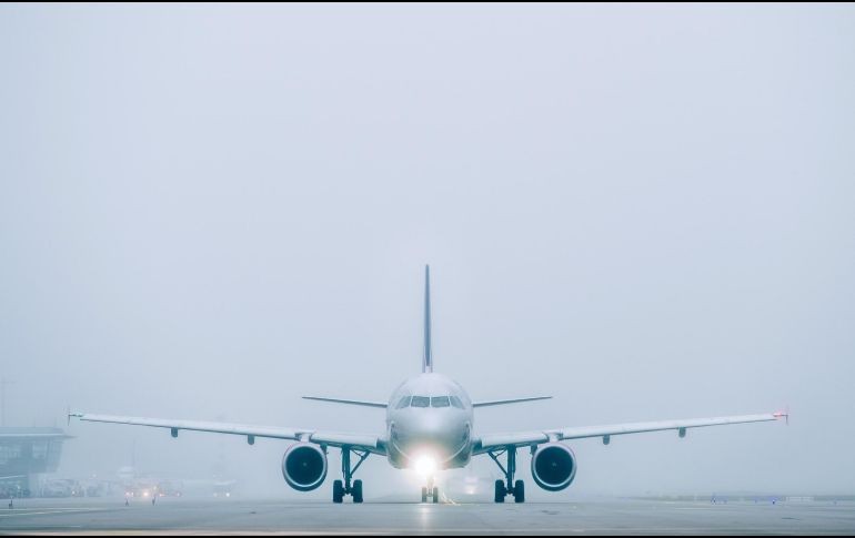 La presencia de neblina es un fenómeno recurrente en la capital mexicana, especialmente durante las primeras horas del día y en determinadas temporadas del año. ESPECIAL / CANVA