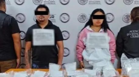 Elementos de la Fiscalía General de la República (FGR), Secretaría de Marina (Semar) y Secretaría de Seguridad y Protección Ciudadana (SSPC) catearon un inmueble en el puerto de Progreso donde detuvieron a dos personas. ESPECIAL