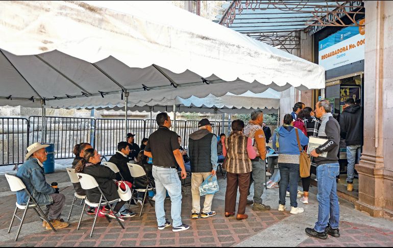 A partir de hoy y hasta el 17 de enero, las recaudadoras tendrán un horario especial. EL INFORMADOR/ A. Navarro