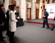 Por el movimiento telúrico, la conferencia presidencial fue interrumpida durante unos minutos. EFE/J. Méndez