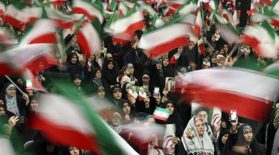 Durante los cinco días de protestas que comenzaron el domingo pasado han muerto hasta ahora siete personas. EFE / A. TAHERKENAEH