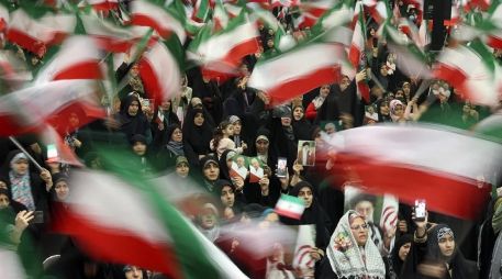 Durante los cinco días de protestas que comenzaron el domingo pasado han muerto hasta ahora siete personas. EFE / A. TAHERKENAEH