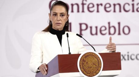 La Presidenta Claudia Sheinbaum anunció este viernes 2 de enero la designación de Víctor Hugo Borja Aburto como nuevo titular de la Comisión Federal para la Protección contra Riesgos Sanitarios. EFE / J. Méndez