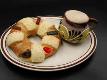 Consumido caliente, es ideal para las épocas de frío y aporta múltiples beneficios al organismo. ESPECIAL / CANVA