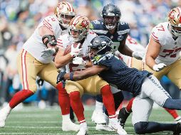 Los 49ers y los Seahawks suelen dar encuentros peleados. AFP