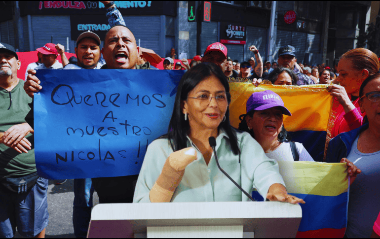 La vicepresidenta de Venezuela, Delcy Rodríguez, es la siguiente en la línea de sucesión presidencial tras la captura del actual gobernante, Nicolás Maduro, por EU. EFE / Miguel Gutiérrez / ARCHIVO
