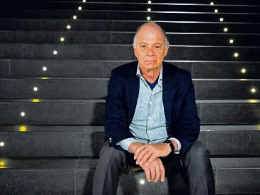 El historiador mexicano Enrique Krauze, expresó su apoyo a una transición democrática en Venezuela y criticó el doble rasero de la política internacional frente a las dictaduras. AFP