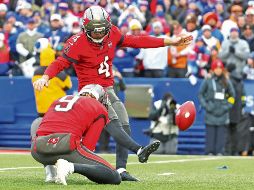 Chase McLaughlin pateó tres goles de campo. AFP