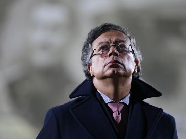 "La soberanía se defiende con la vida y aquí estamos siendo amenazados y a Colombia no se le amenaza. No nos dejamos comprar, no estamos en venta", se le escucha a Petro en un video publicado en su perfil de la red social X. AP / ARCHIVO