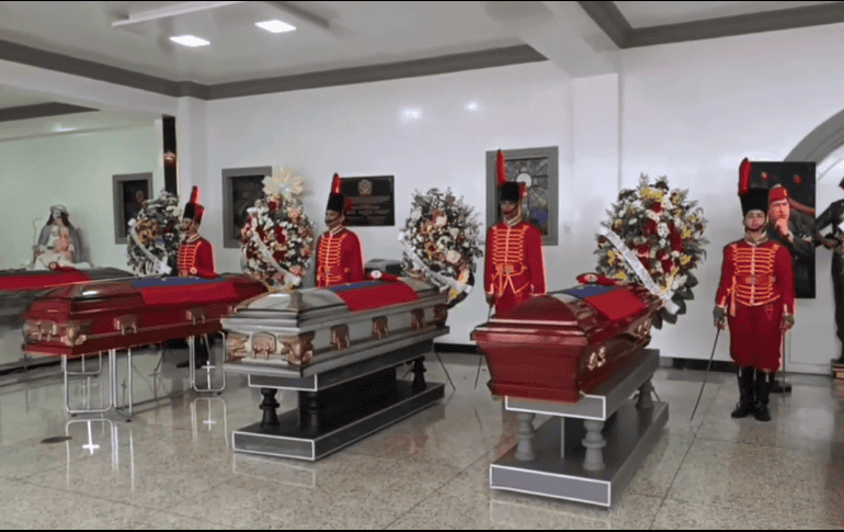 A través de un video difundido este martes en su cuenta oficial de Instagram, la FANB mostró fragmentos de la ceremonia fúnebre. EFE