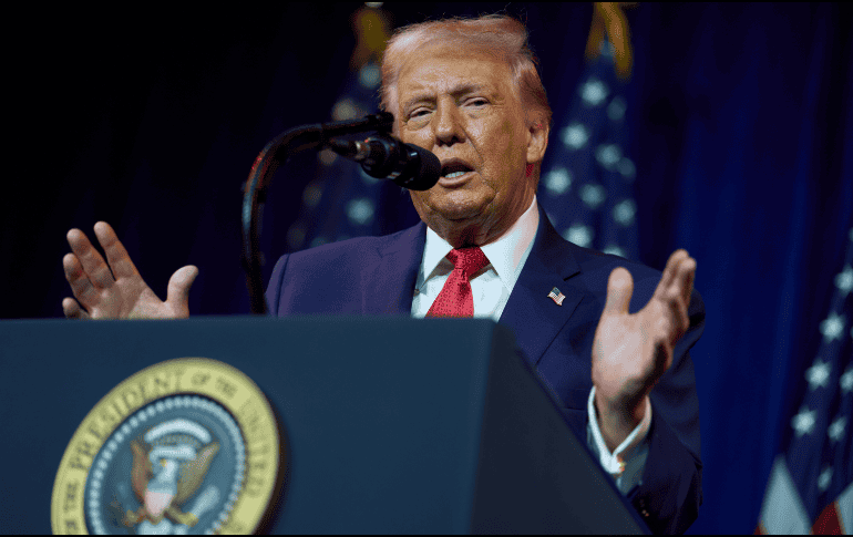 Donald Trump aseguró este miércoles que Venezuela se comprometió a comprar 