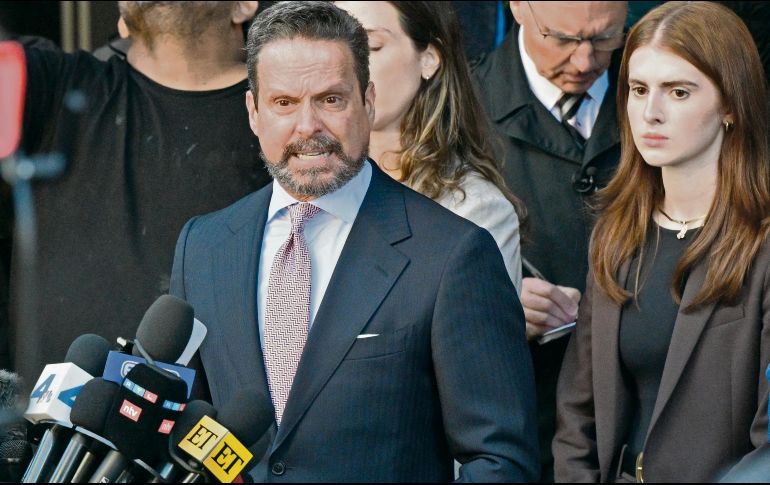 Alan Jackson da sus primeras declaraciones tras retirarse de la defensa, en el caso por el asesinato del cineasta Rob Reiner. AFP