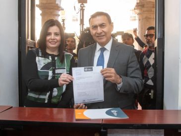 Salvador Zamora descarta que haya afectación a la autonomía de la dependencia por los cargos de los aspirantes que intregan la terna presentada el día de hoy en el Congreso de Jalisco. ESPECIAL / FACEBOOK Salvador Zamora