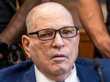 Weinstein permanece en custodia en Nueva York y mantiene además una apelación activa en Los Ángeles por otro caso distinto de agresión sexual. EFE / EPA / STEVEN HIRSCH