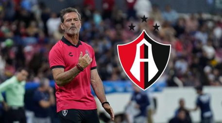 Diego Cocca y Aníbal Fajer hablaron en conferencia sobre las expectativas del Atlas FC para el Clausura 2026. IMAGO7 / ARCHIVO