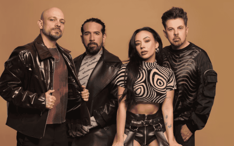 Playa Limbo y su nueva vocalista, Jass Reyes. &nbsp;ESPECIAL