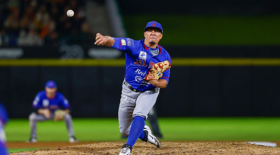 Ronald Medrano se impuso en el duelo de pitcheo. CORTESÍA/Charros de Jalisco